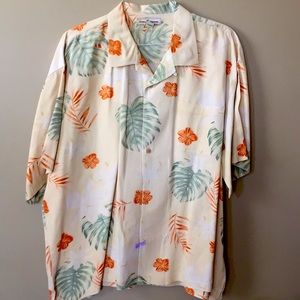 Men’s Hawaiian shirt by Tommy Bahama